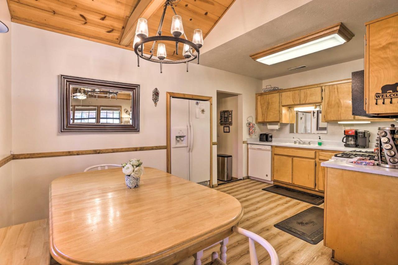Big Bear Cabin With Deck And Hot Tub, Near Resorts! Big Bear Lake Exterior photo