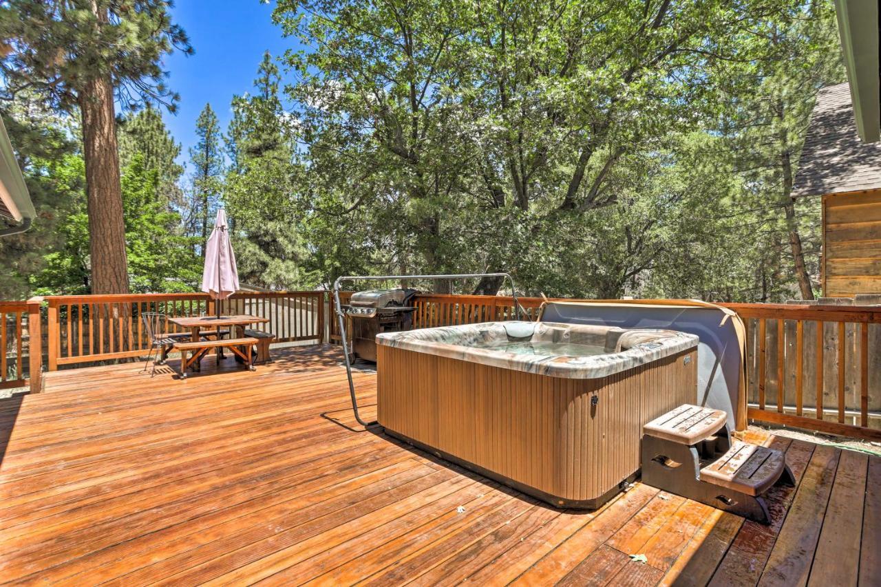 Big Bear Cabin With Deck And Hot Tub, Near Resorts! Big Bear Lake Exterior photo